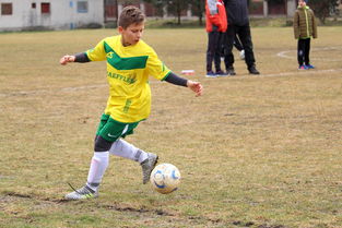 开云体育网站-世界田径:肯尼亚跑者在马拉松中连创佳绩!,肯尼亚马拉松冠军个人资料